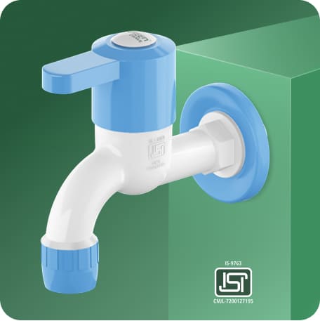 Form Flow Bib Cock Short